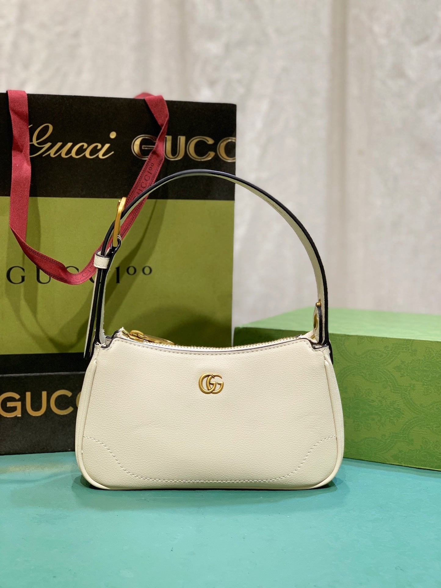 Gucci bag media