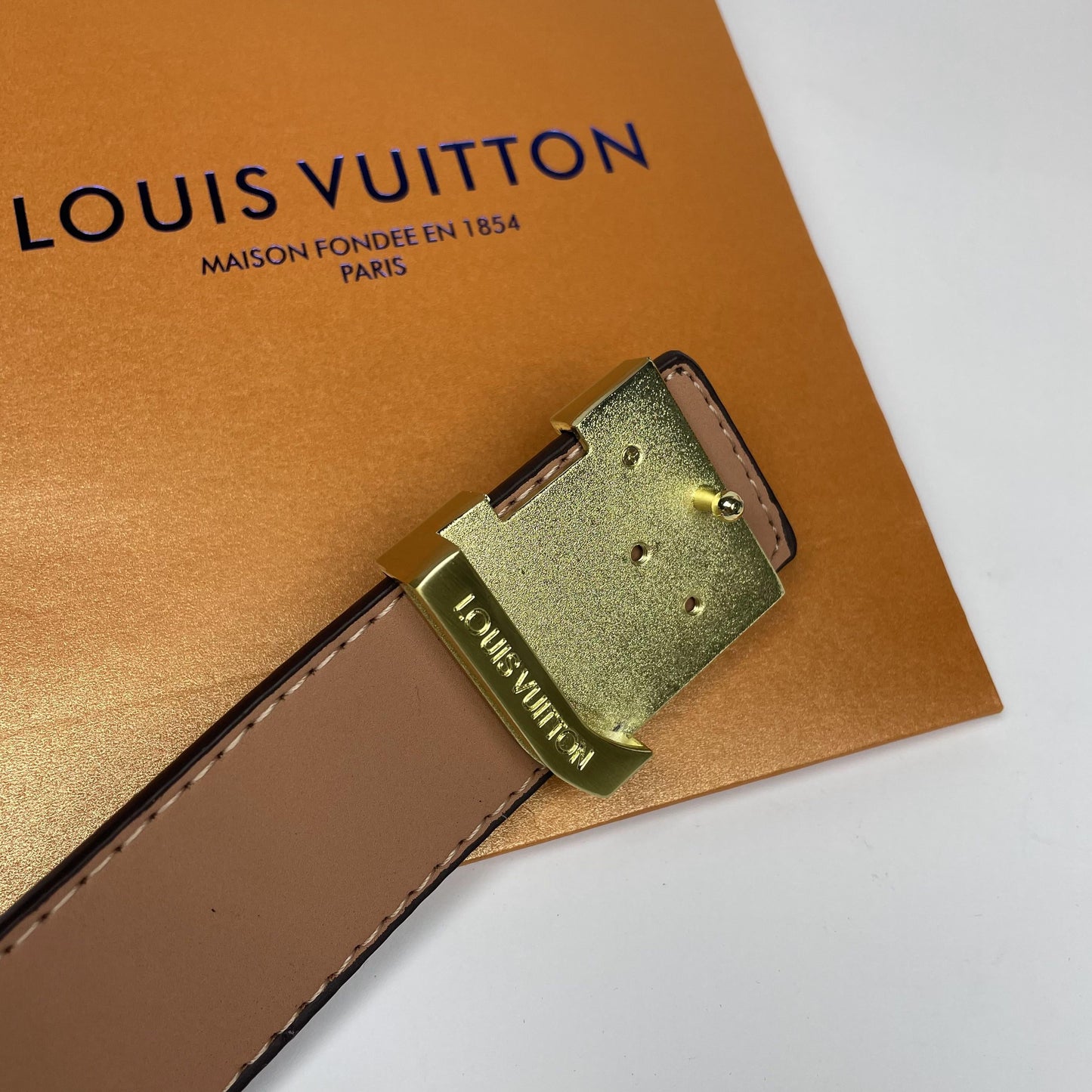 LV belt logo classic