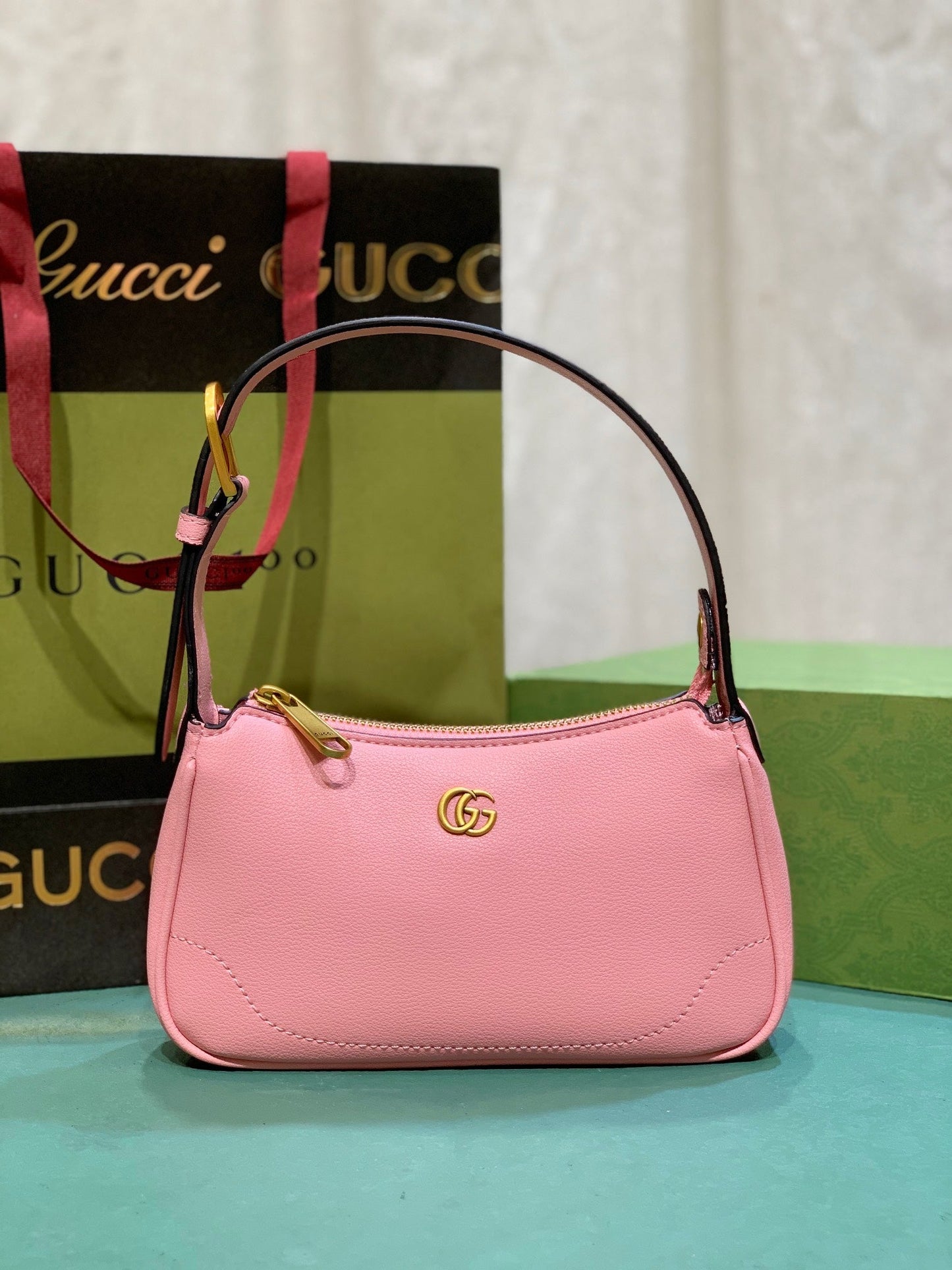 Gucci bag media