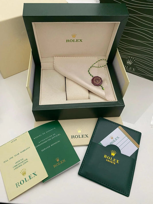 Box completo di card e certificazioni Rolex