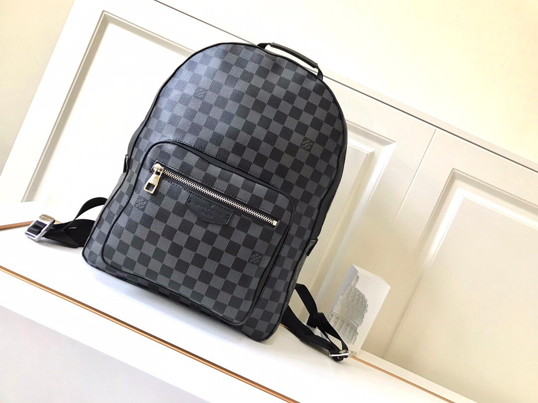 LV zaino classico